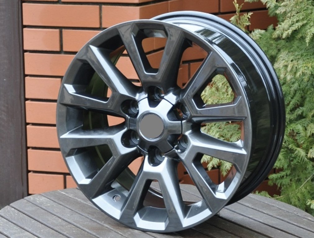 1072 G ALUFELNI 18 6x139,7 TOYOTA HILUX LAND CRUISER. 1. kép