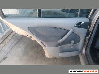 Skoda Octavia I Jobb hátsó Biztonsági Öv Csat *138449*