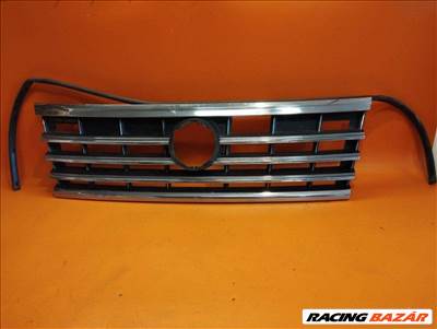 Vw Touareg 3 hűtőrács középrács 18-tól 7G0853653E S.30)