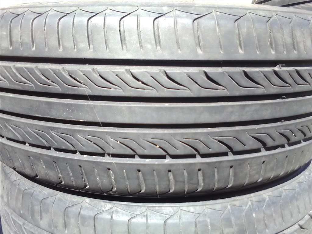 195/55R16 Landsail 91W nyári gumi  1. kép