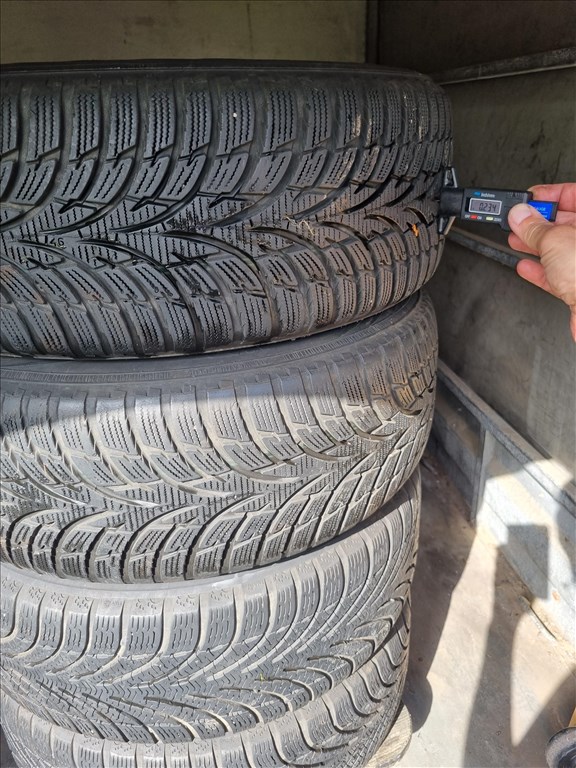  Opel Astra 5x110 16"  alufelni, rajta 205/55 eldobós Nokian téli gumi 4. kép