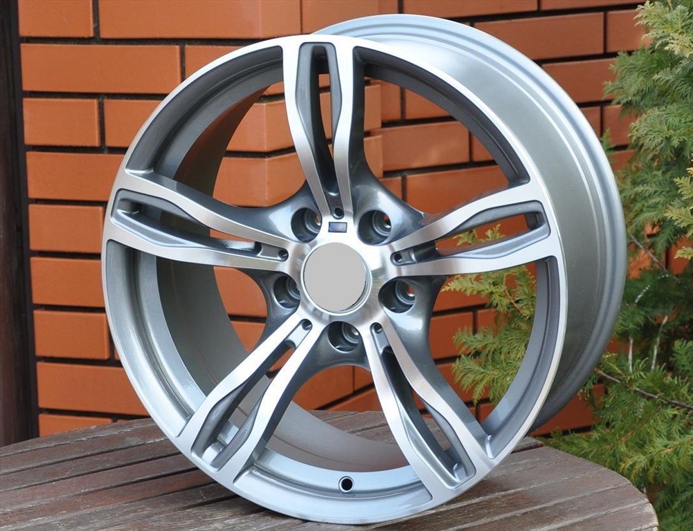 492 MG 17 5X120 BMW 1 3 E46 E90 E91 F30 E81 ET35 4. kép