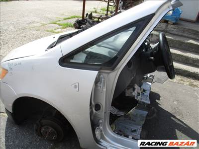 Mitsubishi Colt VI bal sárvédő 