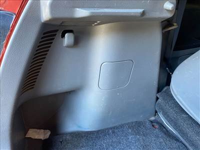 SUZUKI SX4 GY Bal hátsó Csomagtér Burkolat (Műanyag)