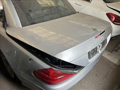 Mercedes SL-osztály R230 csomagtérajtó 