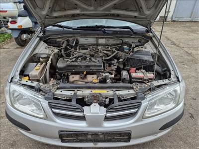 Nissan Almera II 1.5 váltó 