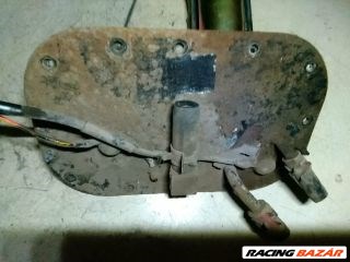 Suzuki Swift II Üzemanyag Szivattyú *50358* bosch-0580453467 3. kép