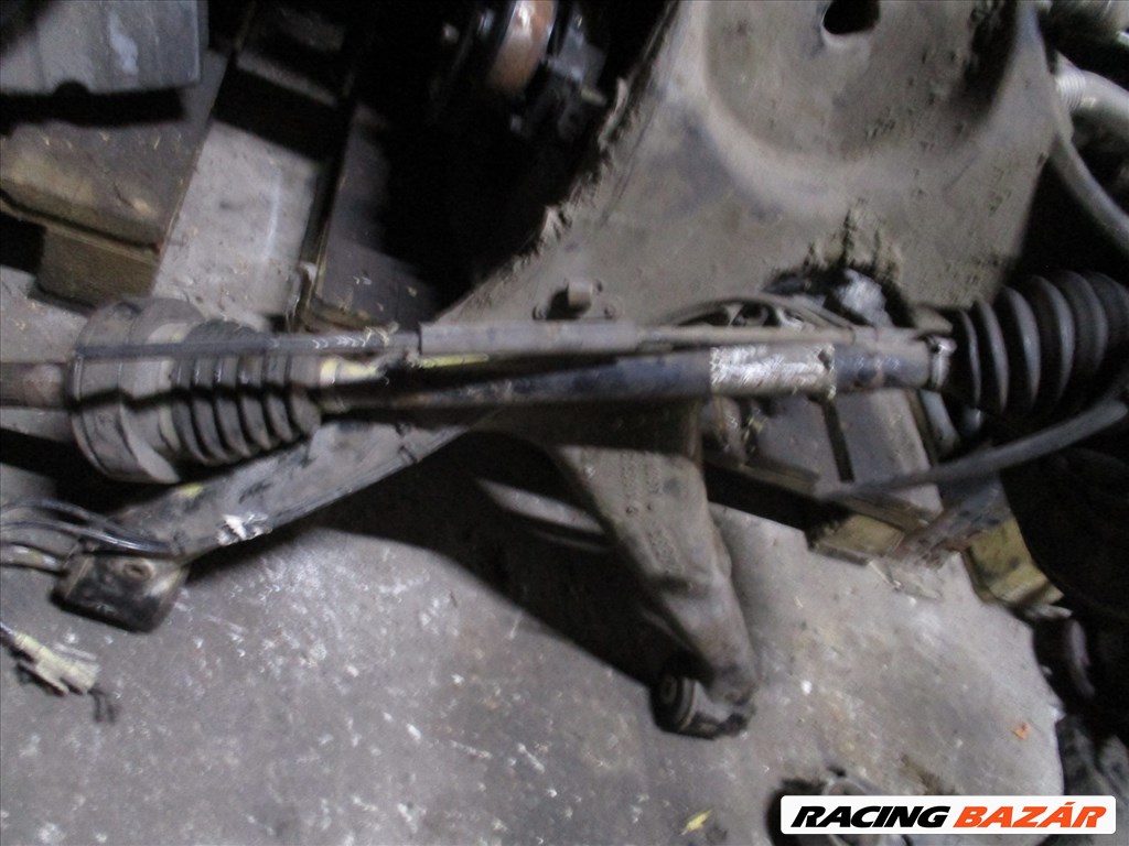 Mercedes Vito (2nd gen) W639 hátsó féltengely  1. kép