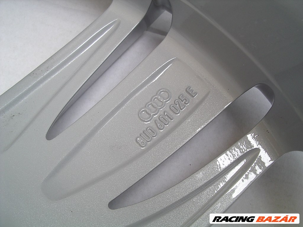 Új, eredeti Audi Q3 gyári alufelni S-Line 17 col 5X112 országosan! Kiárusítás 4. kép