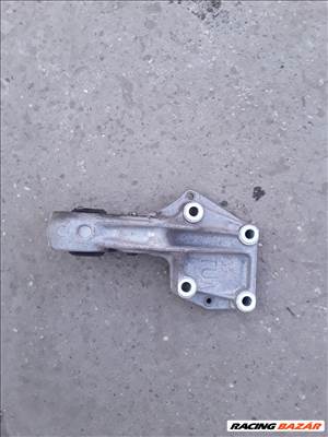 Citroen C4 Motortartó Bak Féltengely csapágyház 