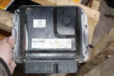 Opel Astra H 1.7D Motorvezérlő 98133029NX