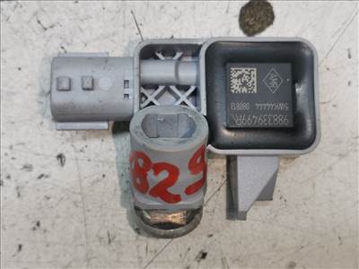 RENAULT CLIO IV 1.5 dCi 75 Bal első Oldal Ütközés Érzékelő #37829# 988339499R