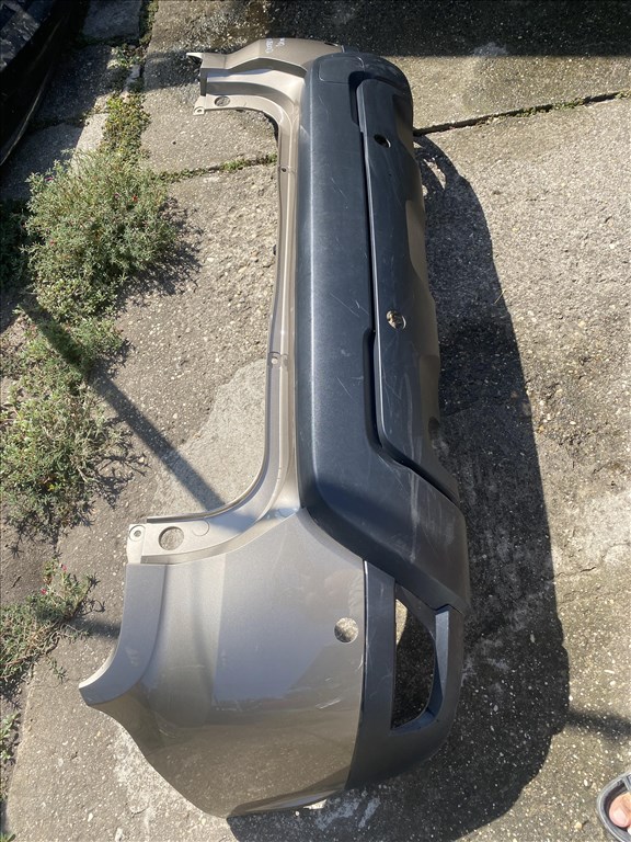 Dacia Duster II Hátsó lökhárító  2. kép