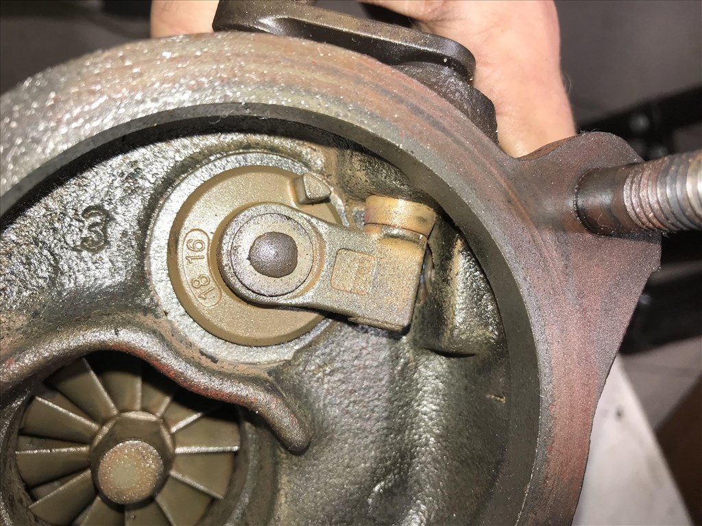 Seat León II 1M 1,8T CUPRA / turbó 3. kép