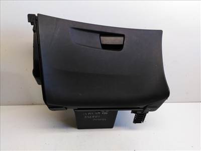 Citroen C4 grand picasso  kesztyûtartó 9677842077
