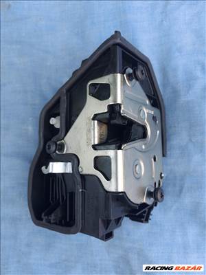 BMW 5-ös, E60, E61, F10, F11, F07, X1, E84, X3, F25, X5, E70 jobb első ajtózár 7229458
