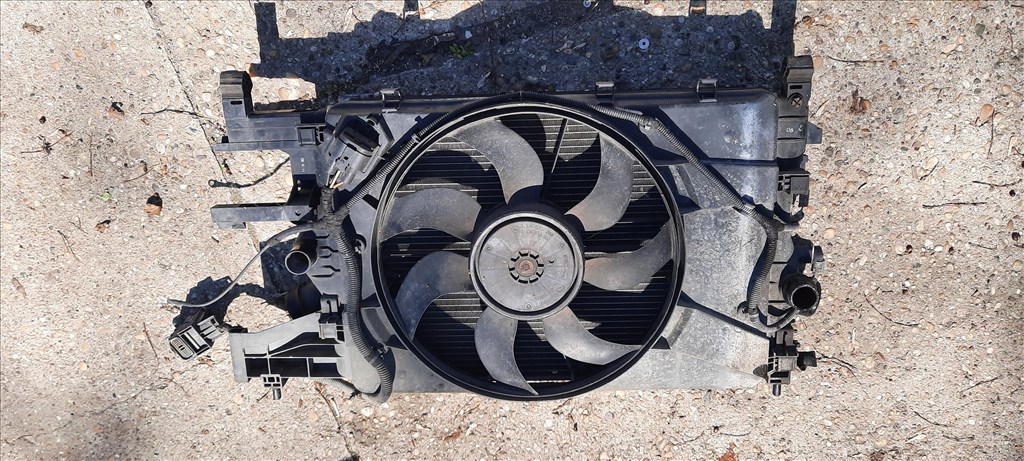 Opel Astra J GTC 1.4 A14NET Turbo hűtősor  2. kép