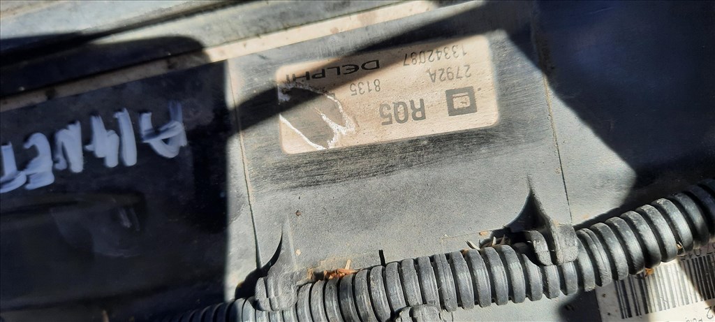 Opel Astra J GTC 1.4 A14NET Turbo hűtősor  4. kép