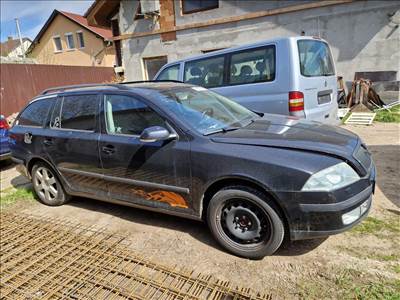 Skoda Octavia II bontott alkatrészei