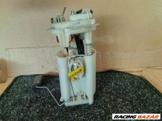 Renault Thalia I Üzemanyag Szivattyú *72930* 097456599003 renault-8200027963