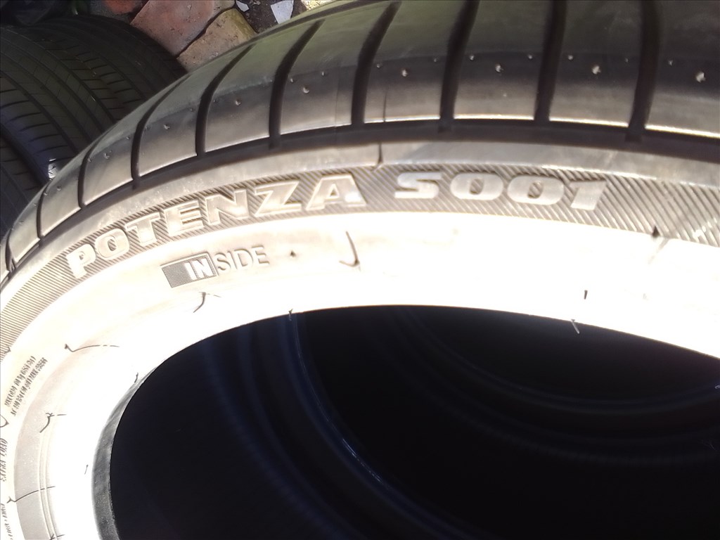  235/40R19 Bridgestone Potenza S001 nyári gumi  8. kép