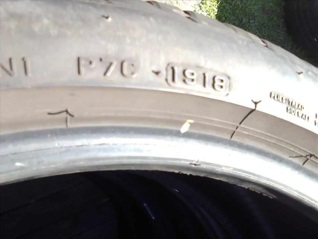  235/40R19 Bridgestone Potenza S001 nyári gumi  9. kép