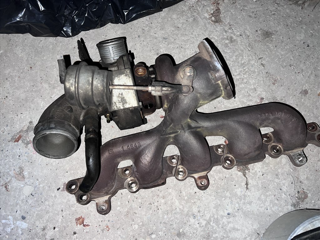 Ford/ Volvo 2.5t turbó - 53041015271   2. kép
