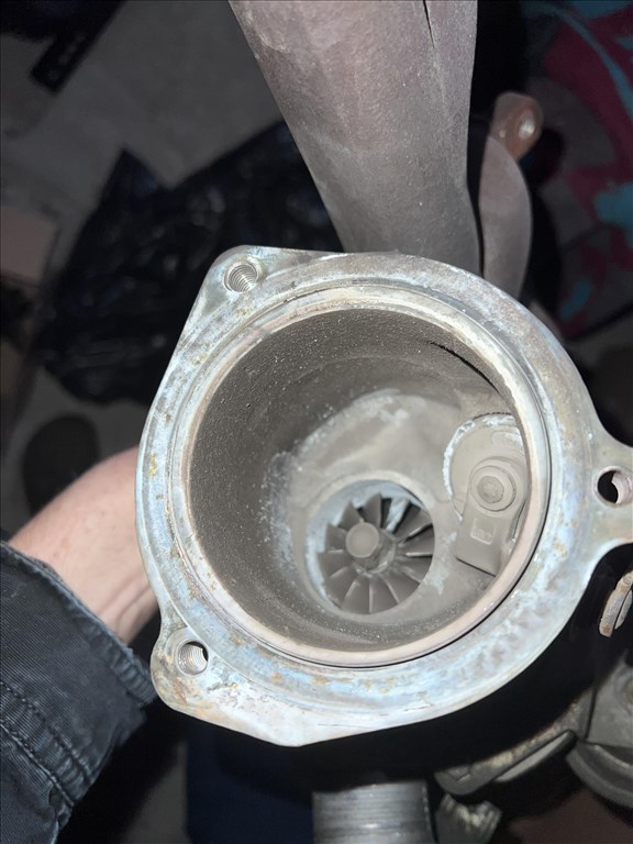 Ford/ Volvo 2.5t turbó - 53041015271   6. kép