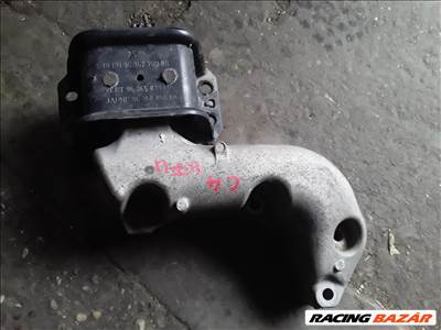 Citroen C4 1.4 16v KFU Motortartó bak