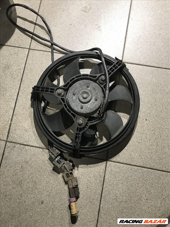 Audi A4 (B5 - 8D) hűtőventilátor  2. kép