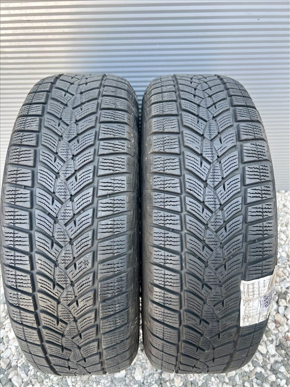 2db Goodyear 215/65 R17 215/65R17 215/65/17 215/65x17 téli gumi 3. kép