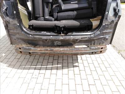 Chevrolet Captiva  hátfal