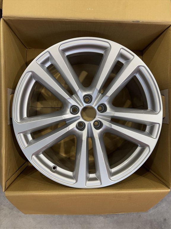 R20 Original Audi 9J ET33 - 4m0 601 025H 4M0601025H 2DB ALUFELNI FELNI 2. kép