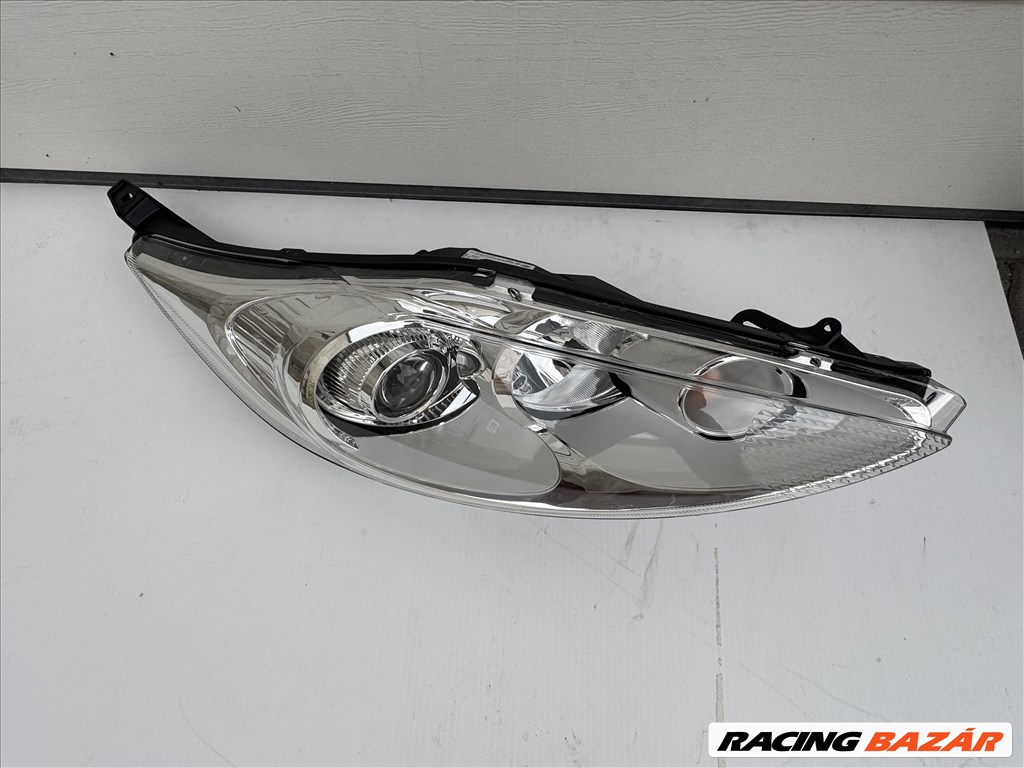 Ford Fiesta jobb első fényszóró eladó  1el24704536 1el247045361 1. kép