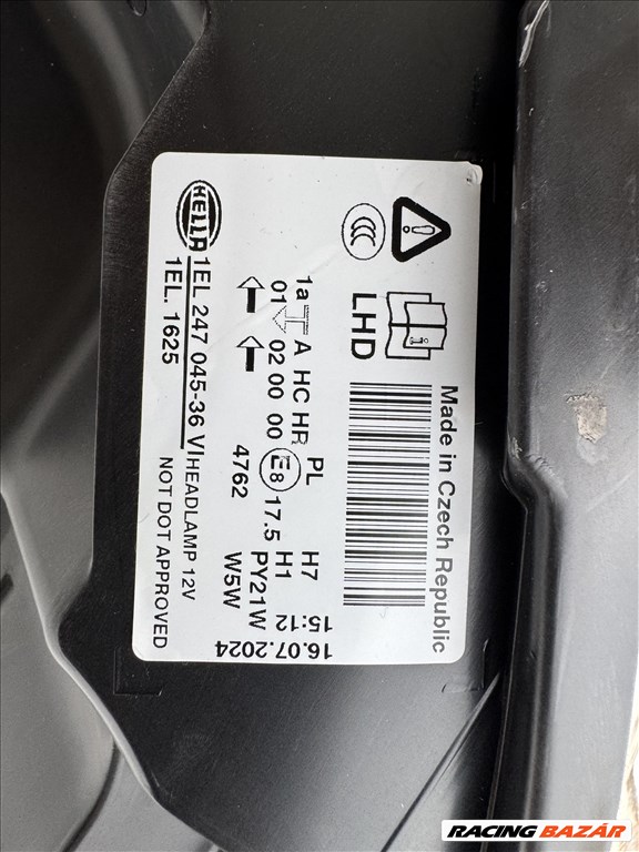 Ford Fiesta jobb első fényszóró eladó  1el24704536 1el247045361 2. kép