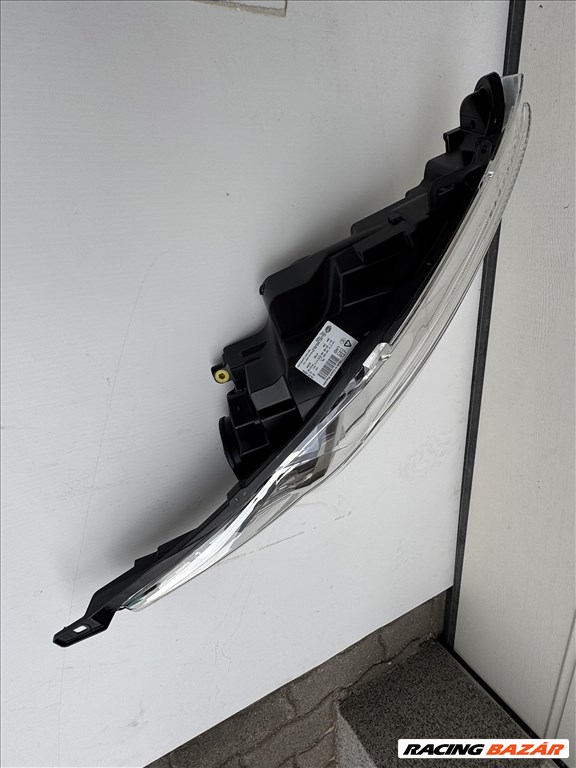 Ford Fiesta jobb első fényszóró eladó  1el24704536 1el247045361 3. kép