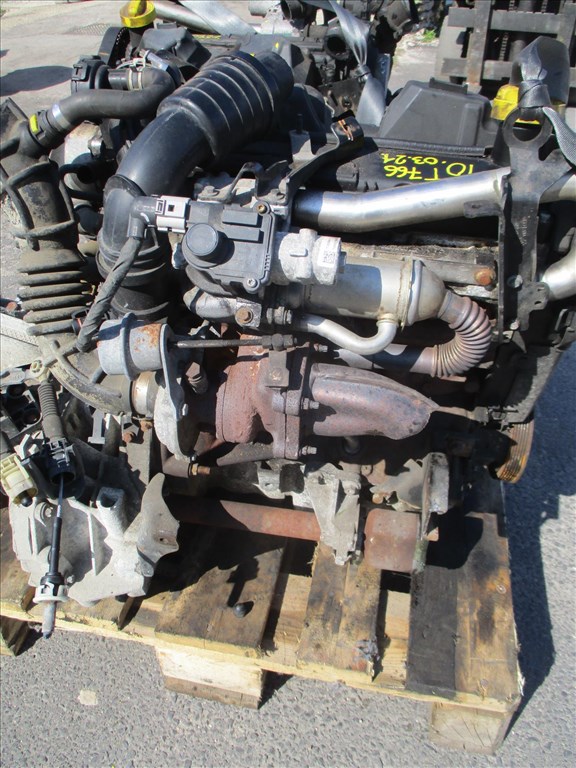 Renault Kangoo II Clio III  Dacia 1.5 dCi motor hengerfej nélkül fűzött blokk K9KM768 1. kép