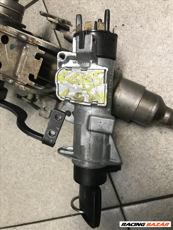 Audi A4 (B5 - 8D) gyújtáskapcsoló + kulcs 2. kép