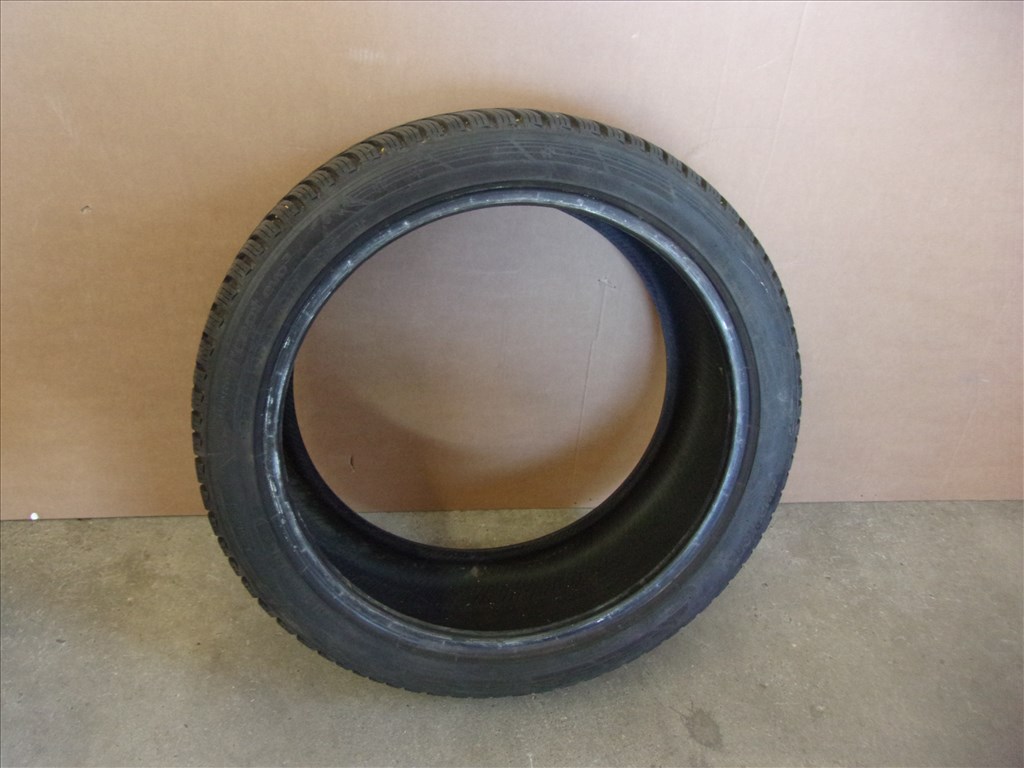 Hankook Winter I*Cept evo 3 XL W330 téli 255/40 R20 101 W TL 2023 5. kép