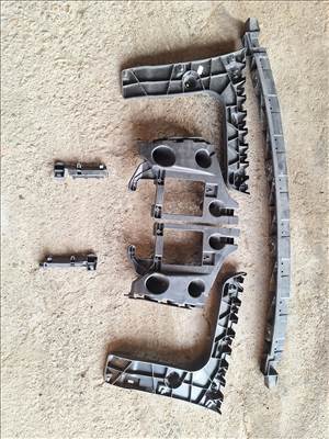 Audi A6 (C7 - 4G) Sedan lökhárító tartó Műanyagok 