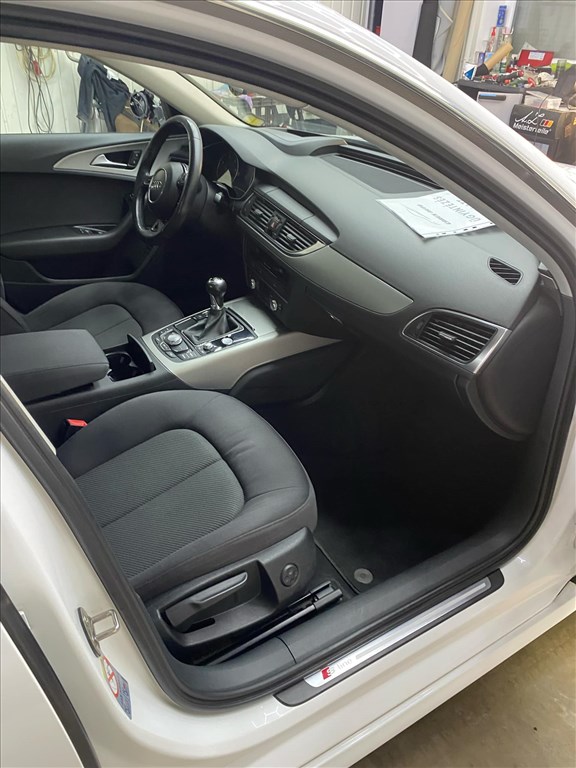 Audi A6 C7 Avant  fűthető szövet ülés szett 3. kép