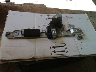 Renault Mégane II 2.0 16V Jobb hátsó Ablakemelő 