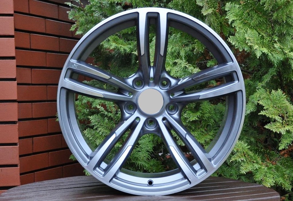 855 MG ALUFELNI 20 5x120BMW 5 F10 F11 F01 X5 F15 ET33 2. kép