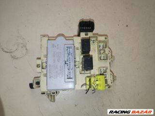 Toyota Corolla (E110) Biztosítéktábla Utastér *111537* toyota-8264112100