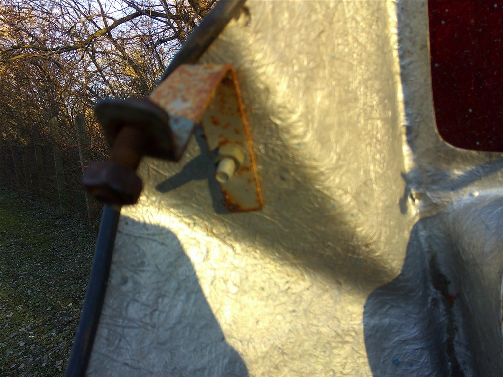 KIS-VAGY NAGY MKP.-RA RÉGI ÜVEGSZÁLAS FEJIDOM ELADÓ 16. kép