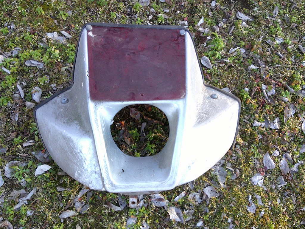 KIS-VAGY NAGY MKP.-RA RÉGI ÜVEGSZÁLAS FEJIDOM ELADÓ 31. kép