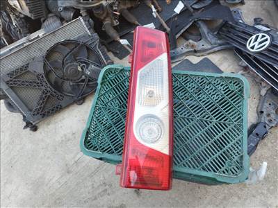 Fiat Scudo / Citroen Jumpy / Peugeot Expert 2007- jobb hátsó lámpa