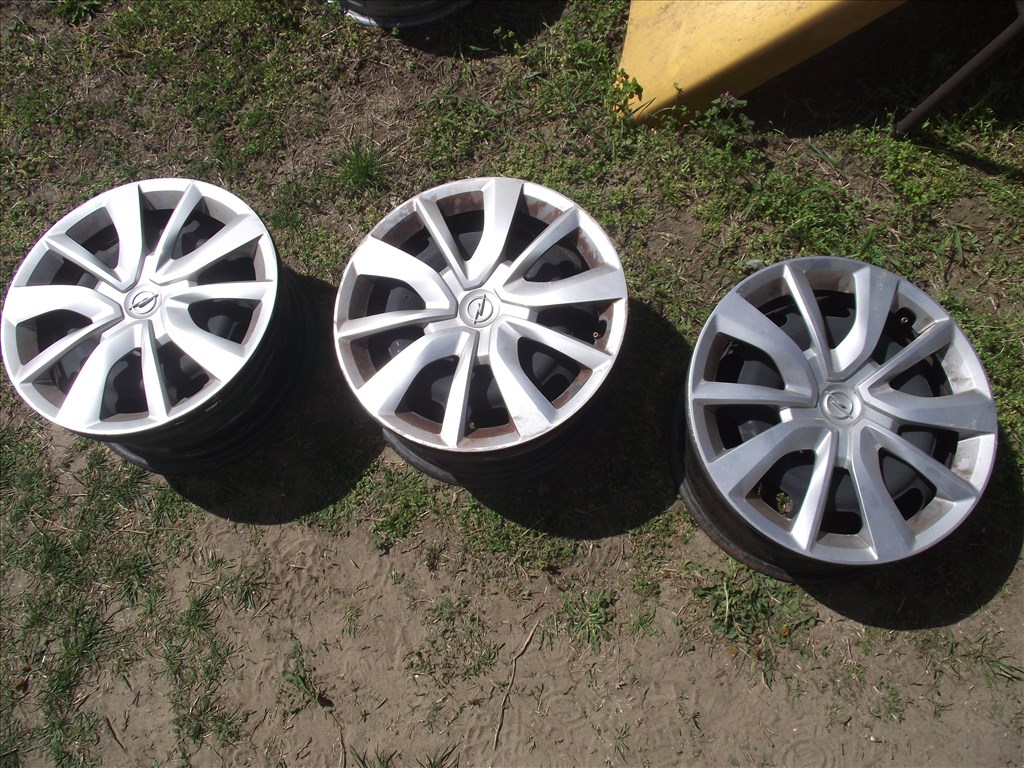 Opel F Corsa gyári 16" lemezfelni dísztárcsa 4X108 9825016480 1. kép