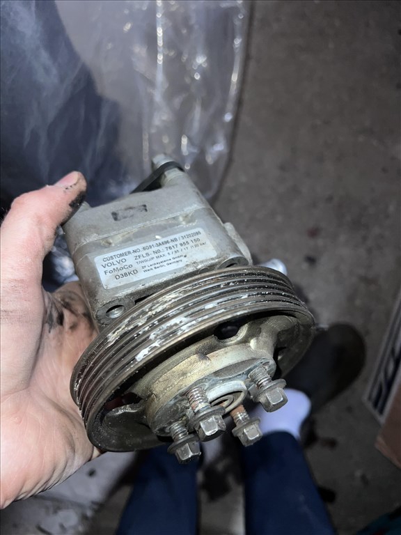 Volvo / Ford 2.5t kormányszervó motor 6G913A696NB 31202095 2. kép