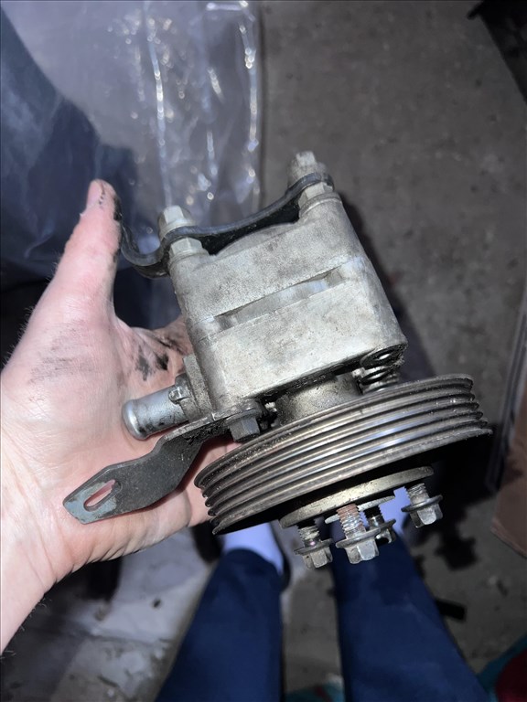 Volvo / Ford 2.5t kormányszervó motor 6G913A696NB 31202095 4. kép